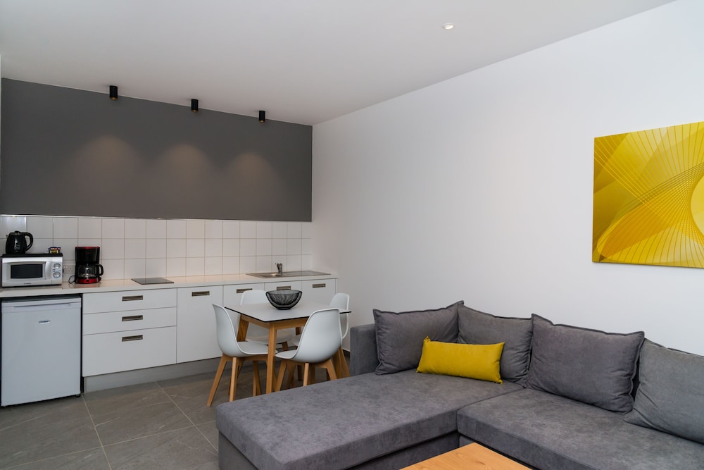 Premium Apartment, 1 Bedroom - Photo 3