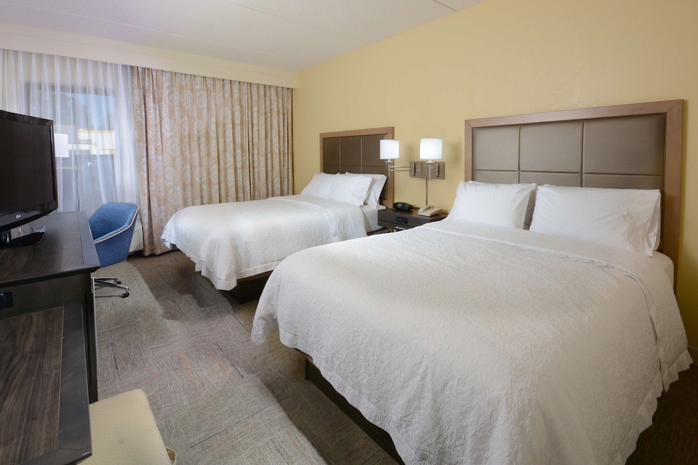 Room, 2 Queen Beds, Non Smoking, Refrigerator & Microwave - Photo 1