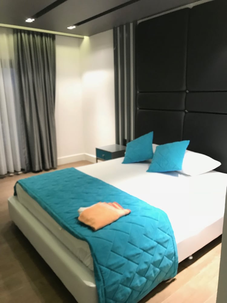 Luxury Quadruple Room - Photo 6