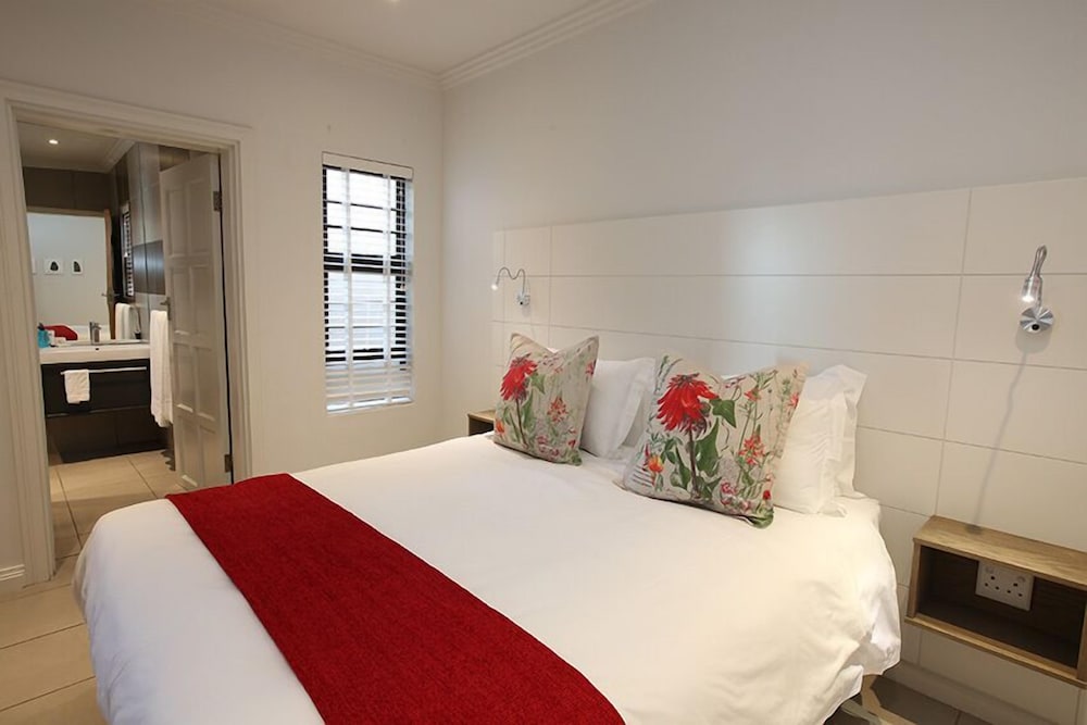 Standard Room photo 2