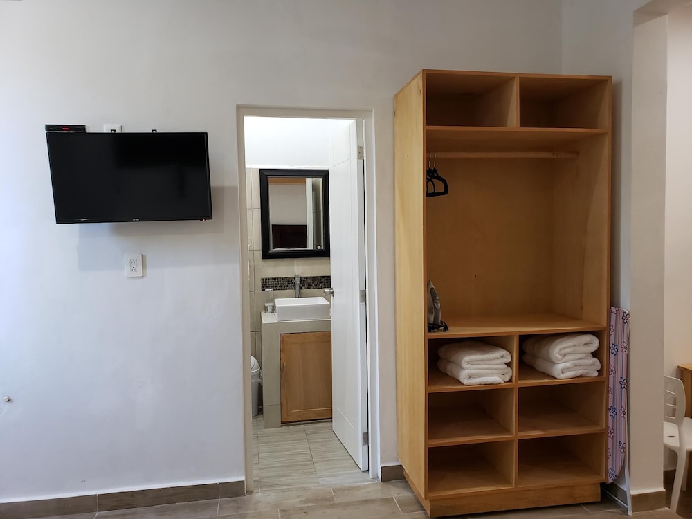 Studio Suite (#12)