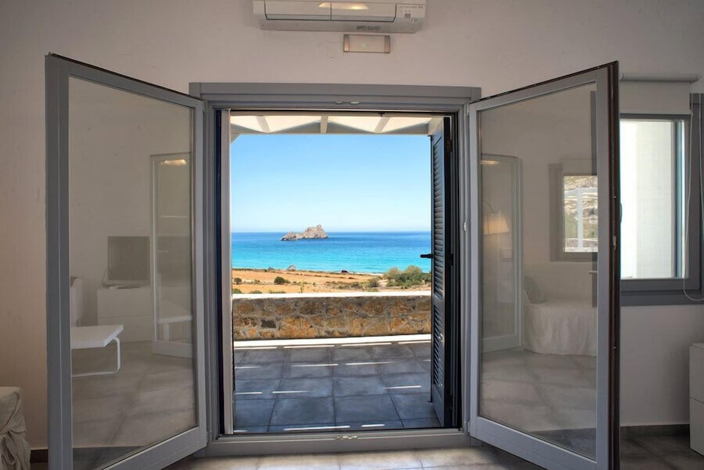 Villa, 1 Bedroom, Pool Access photo 2