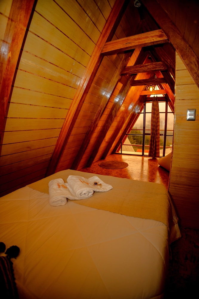 Family Cabin, 2 Bedrooms, Patio, Mountain View photo 1