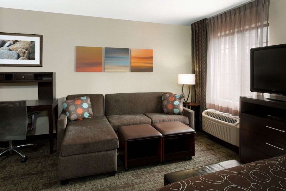 Studio Suite, 1 Queen Bed with Sofa bed, Kitchen - Photo 6