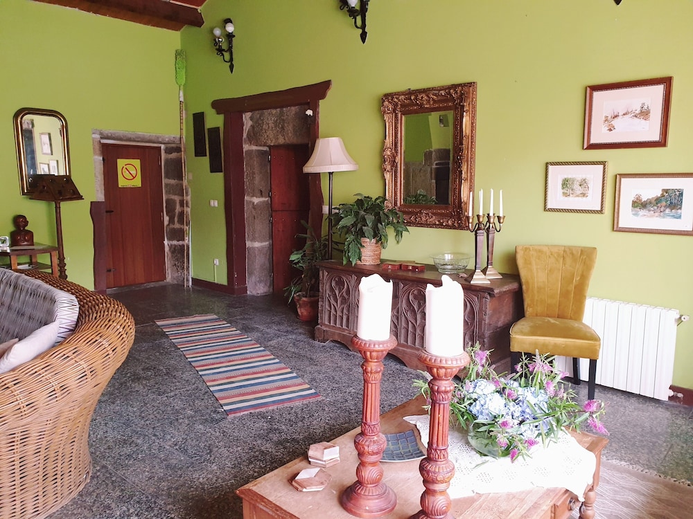 Traditional House, 4 Bedrooms photo 3