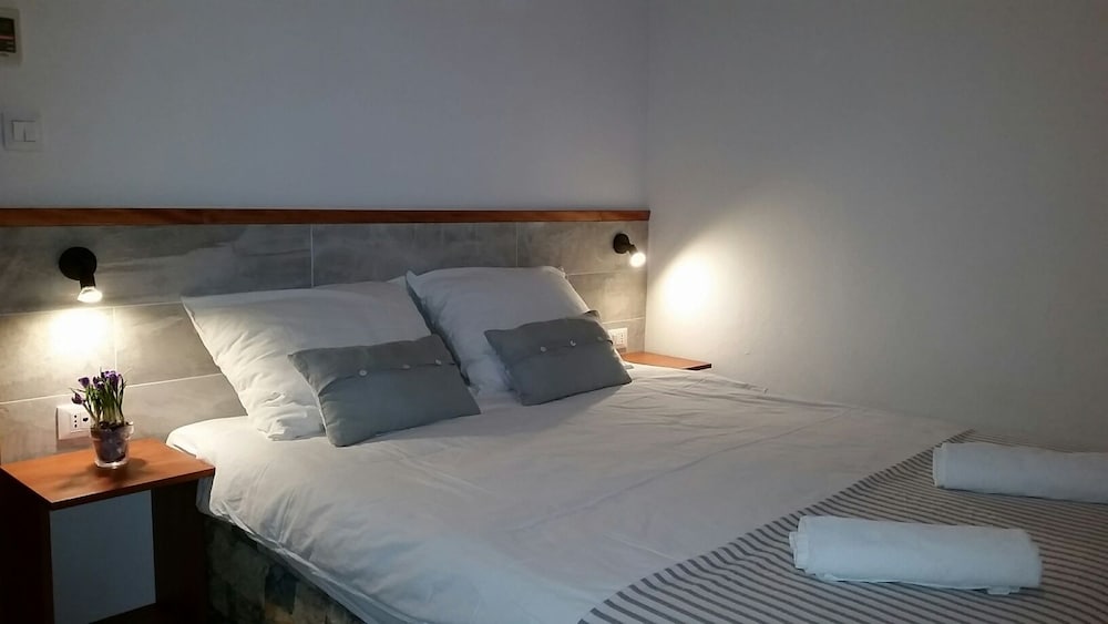 Quarto Duplo