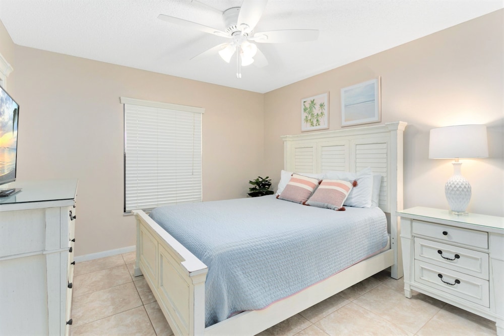 Apartment (2 Bedrooms)