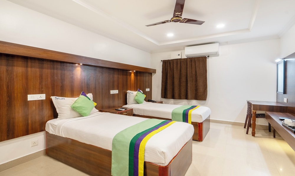 Deluxe Double or Twin Room, City View