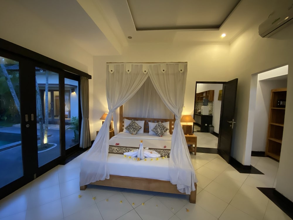 2 Bedroom Private Pool Villa photo 3