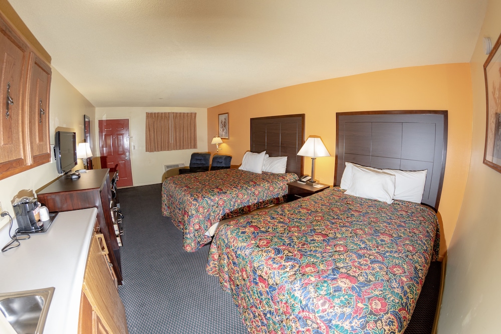 Room, 2 Double Beds, Non Smoking - Photo 2