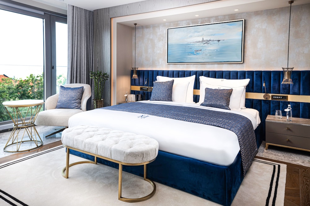Princess Suite with Sea View photo 1