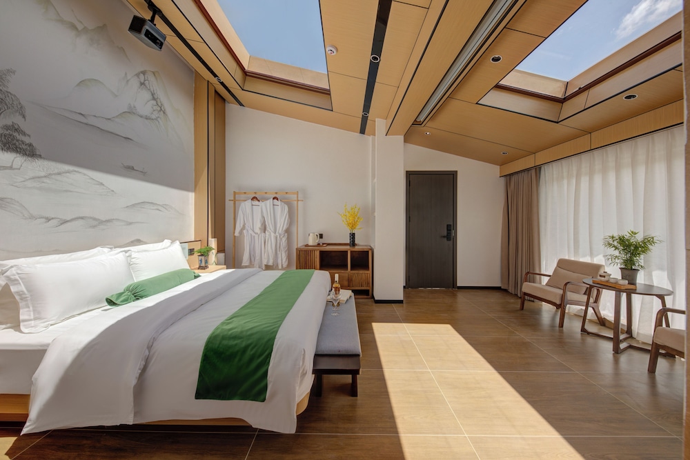 Luxury Twin Room, Mountain View
