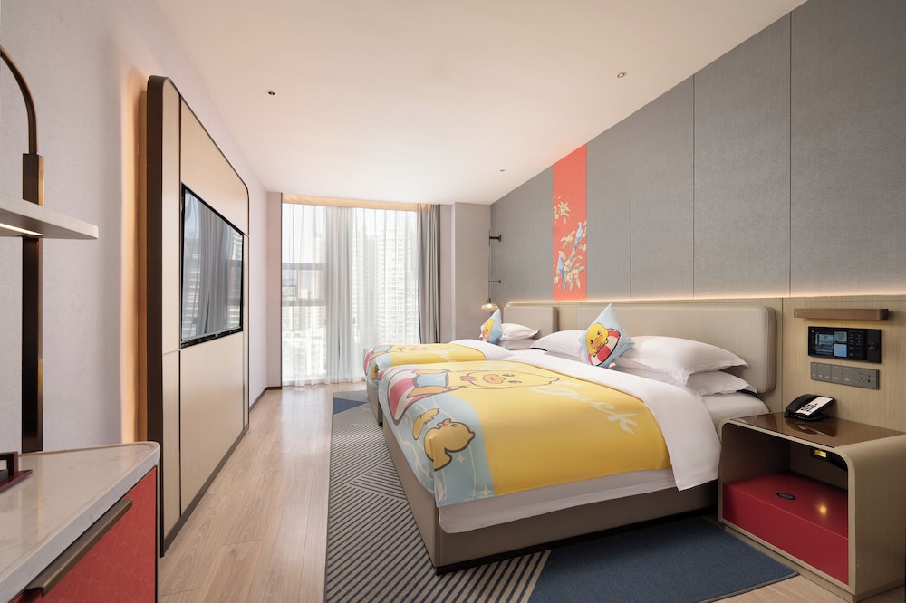Family Twin Room