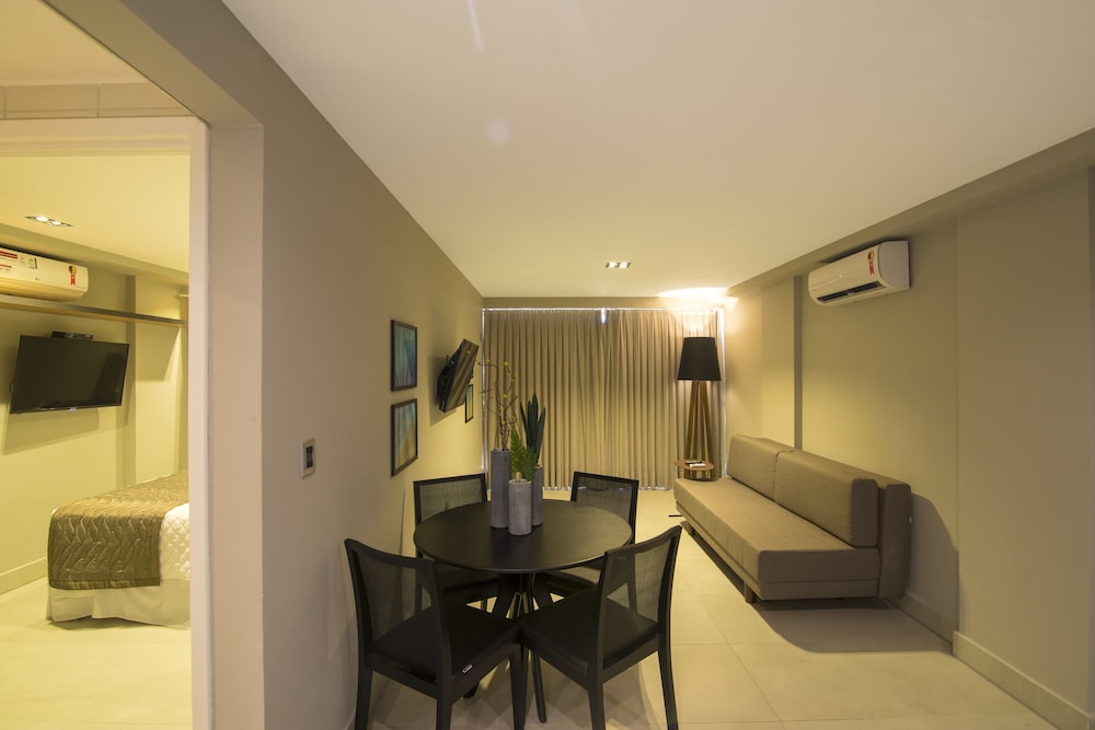Deluxe Room - Photo 4