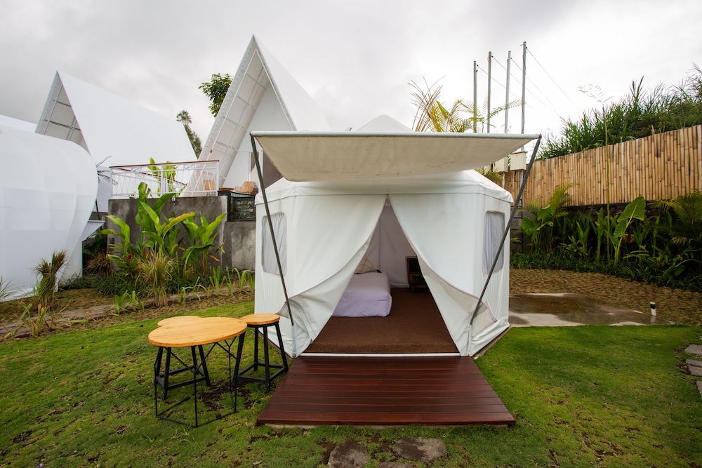 Castellon Standard Tent - Photo 2