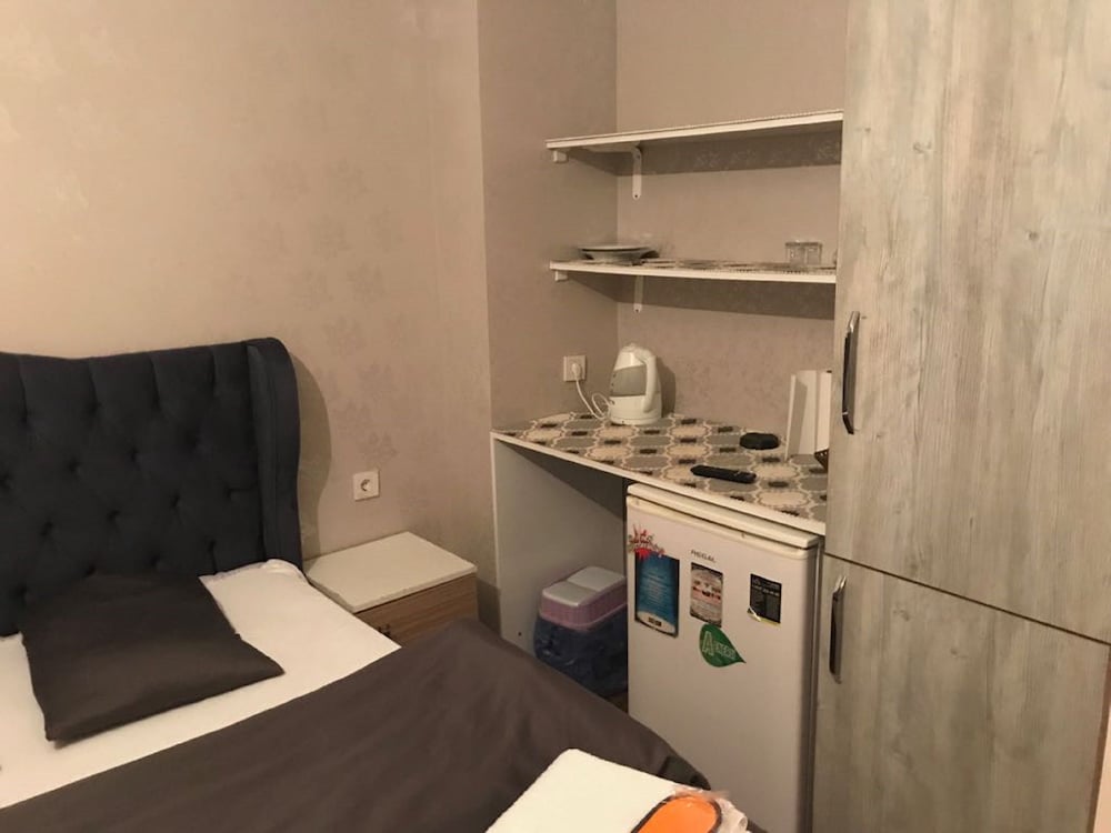 Deluxe Studio Suite photo 3