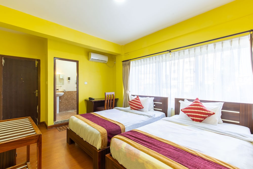 Deluxe Room - Photo 7