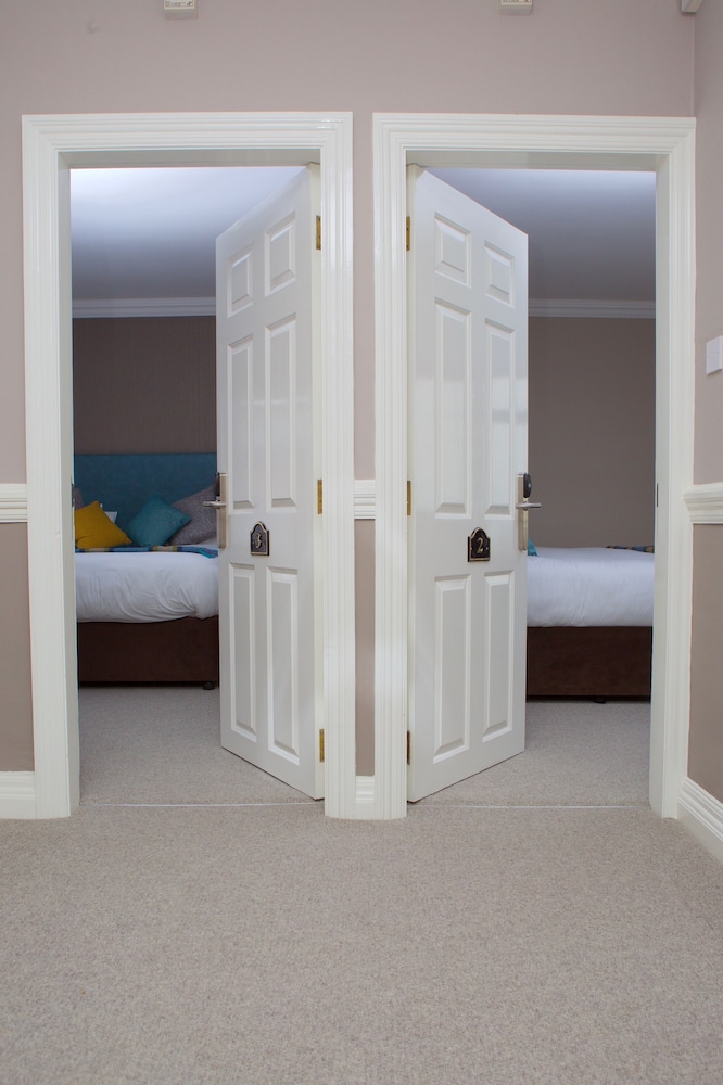 Premium Double Room, 1 King Bed, Non Smoking photo 2