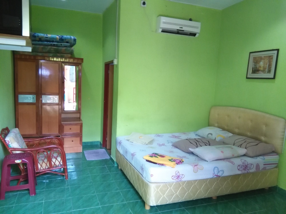Standard Room photo 2