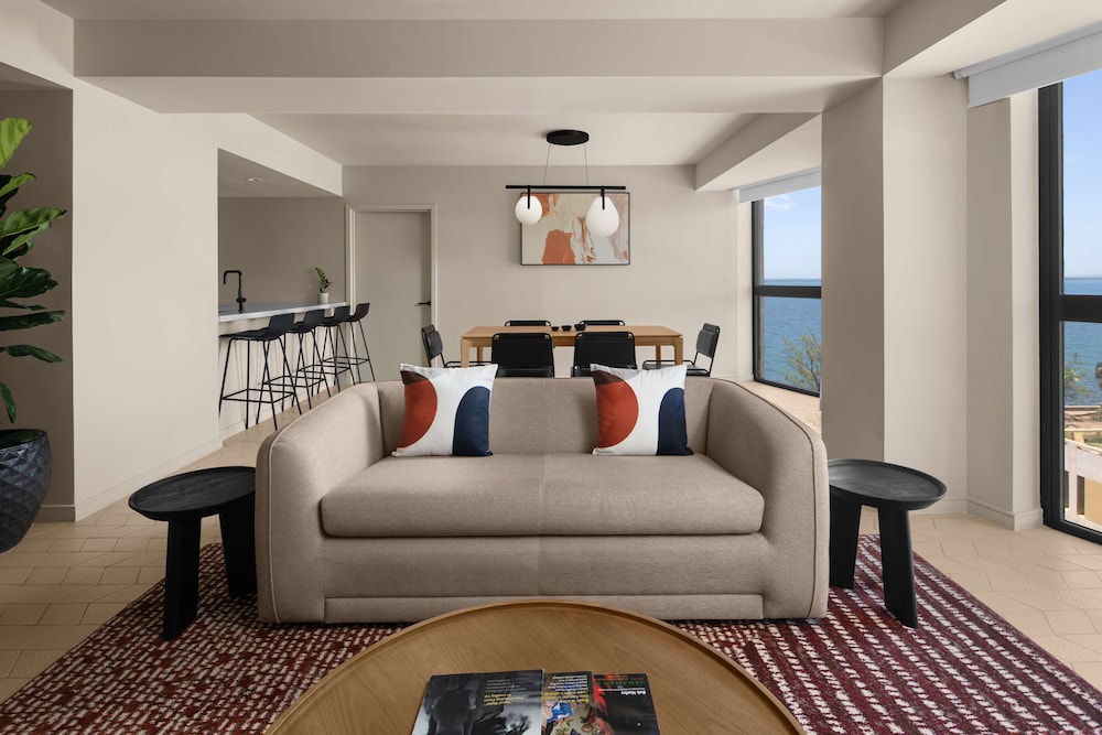 Suite, 1 Bedroom (Rok Suite)