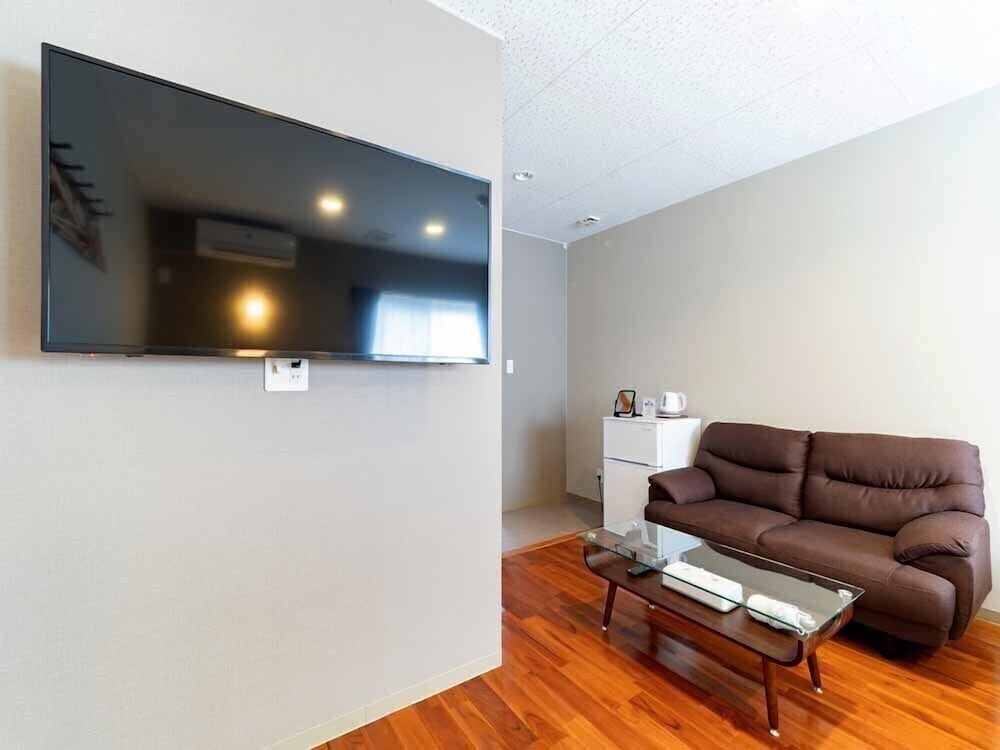 Basic Twin Room (In Building B and C) - Photo 7