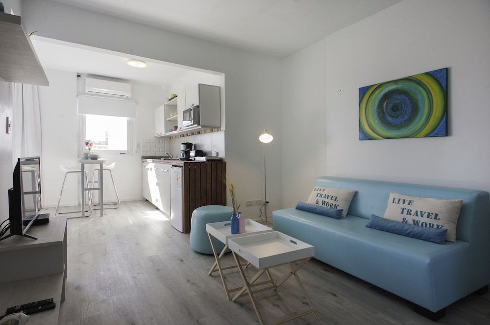 Penthouse photo 1