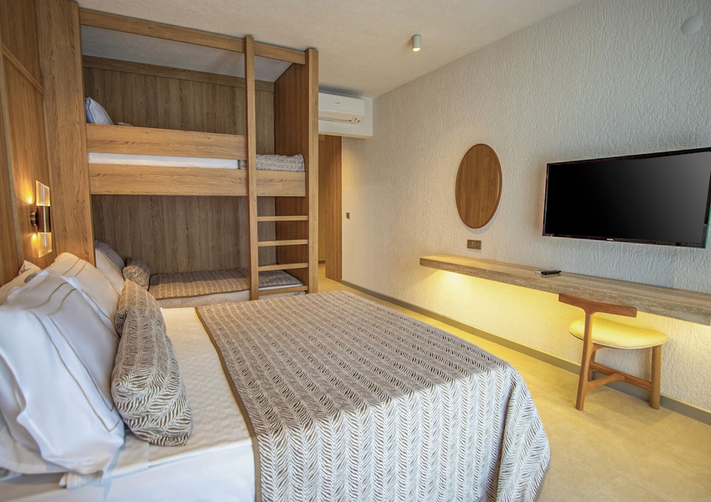 Standard Room photo 2