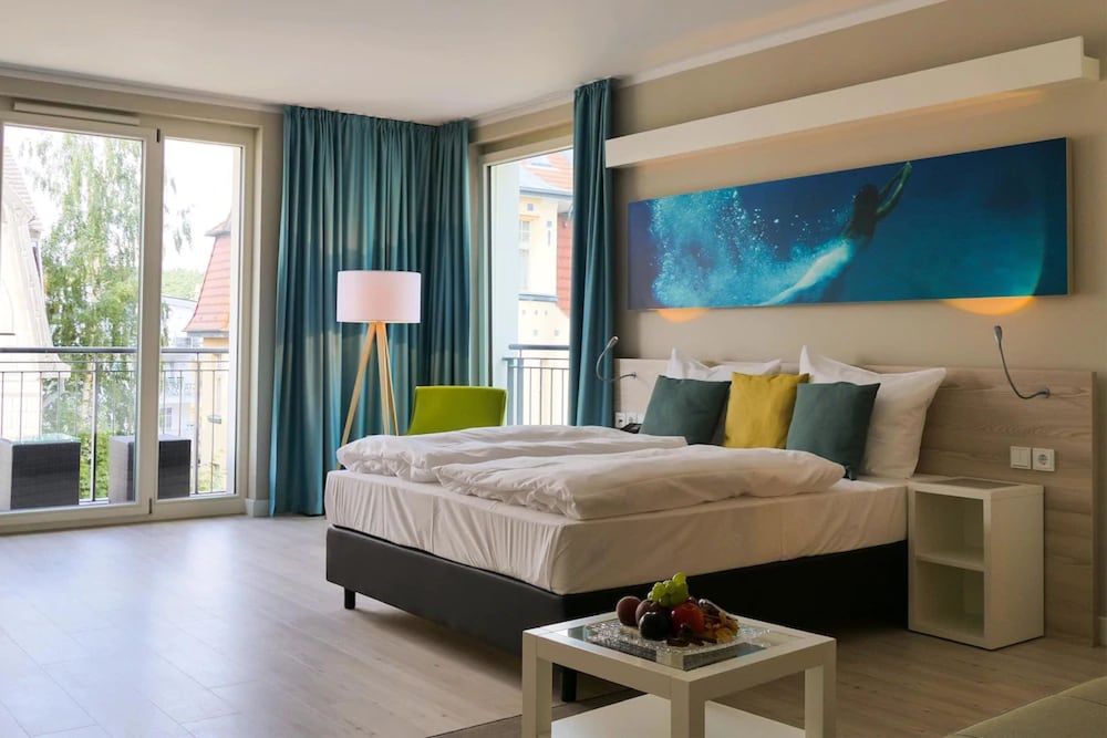 Junior Suite, City View