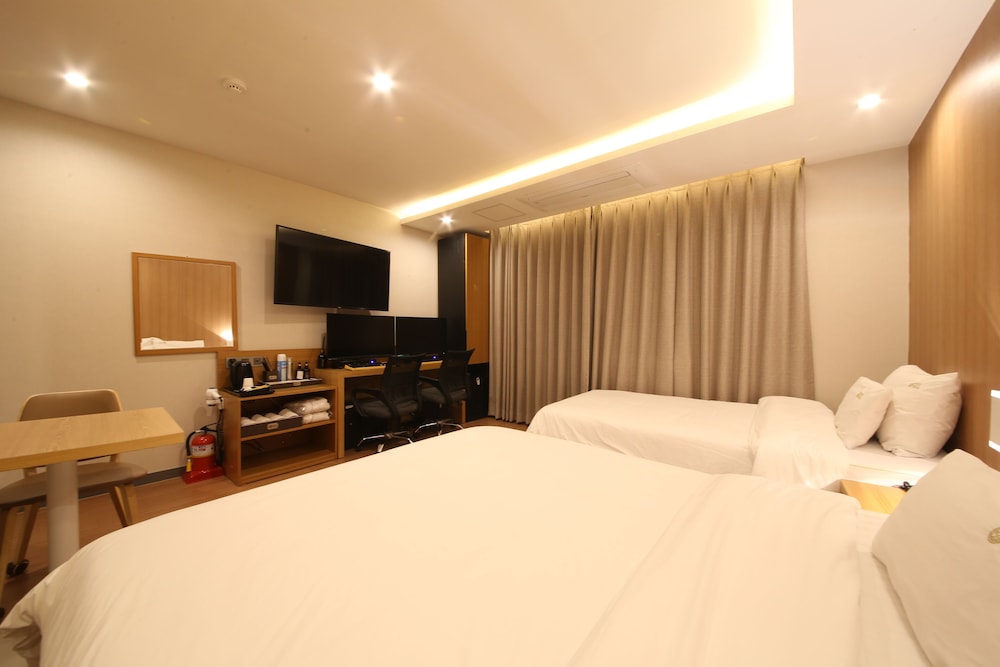 Junior High-Performance 2PC Twin Room - Photo 6