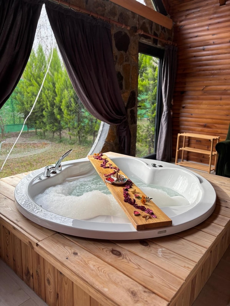 Deluxe Bungalow, Balcony