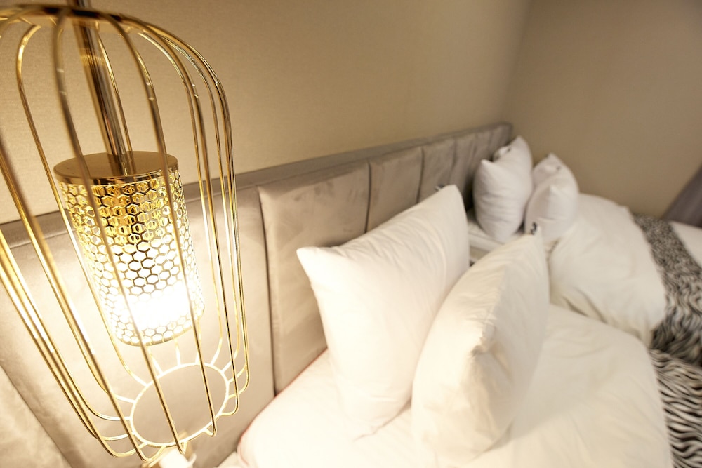 Deluxe Twin Room - Photo 8