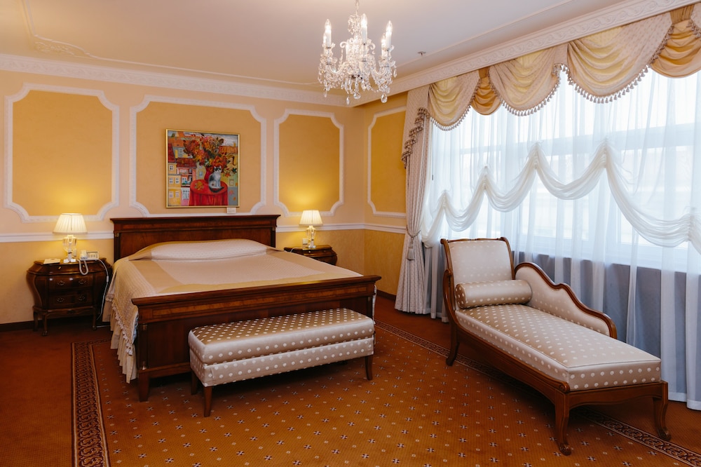 Presidential Suite