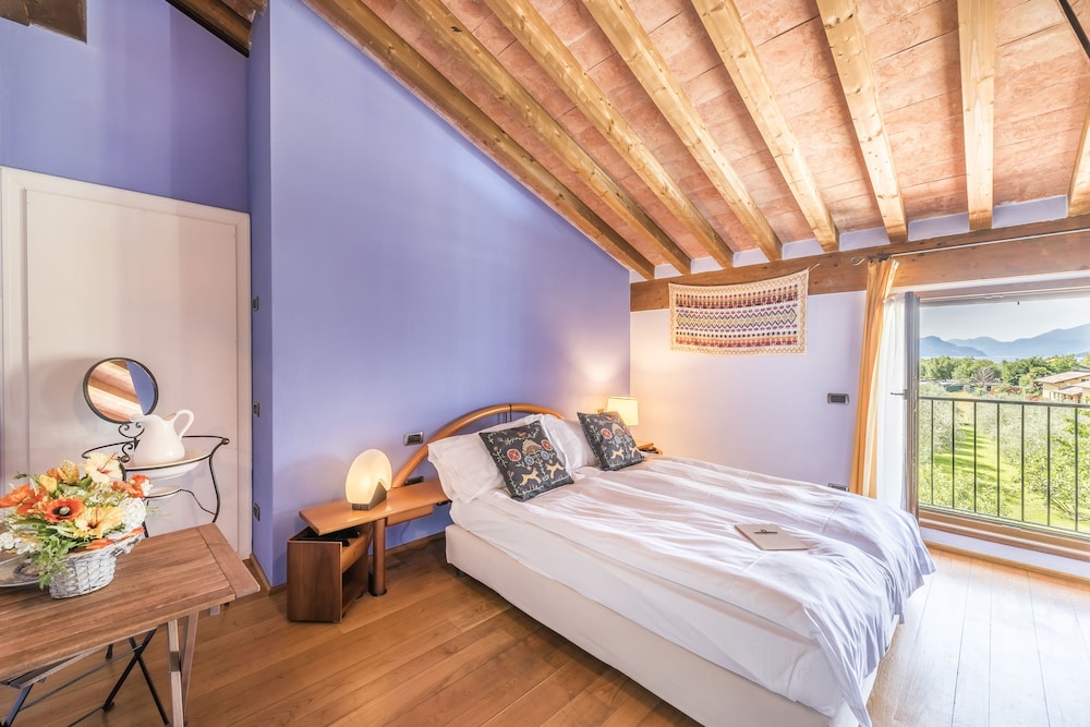 Superior Double Room, Jetted Tub photo 2