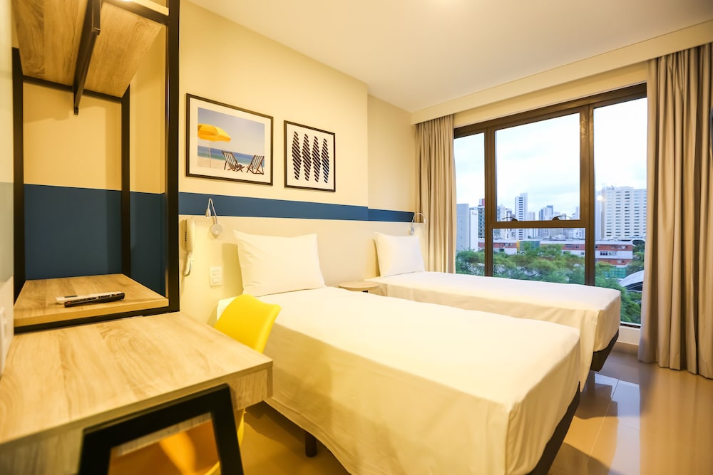 Standard Twin Room - Photo 1