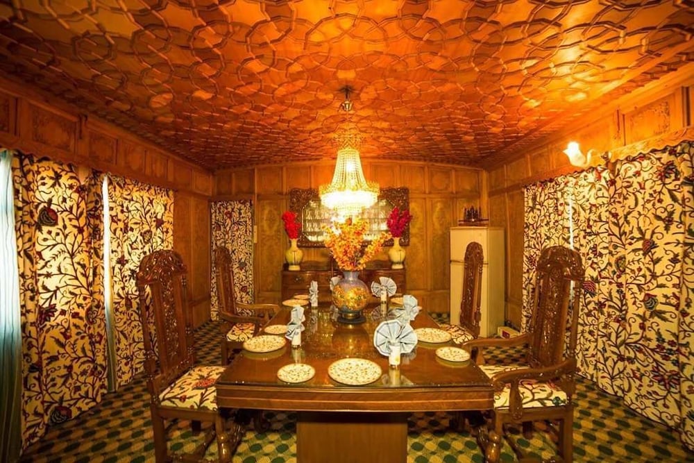 Premier Room - Photo 20