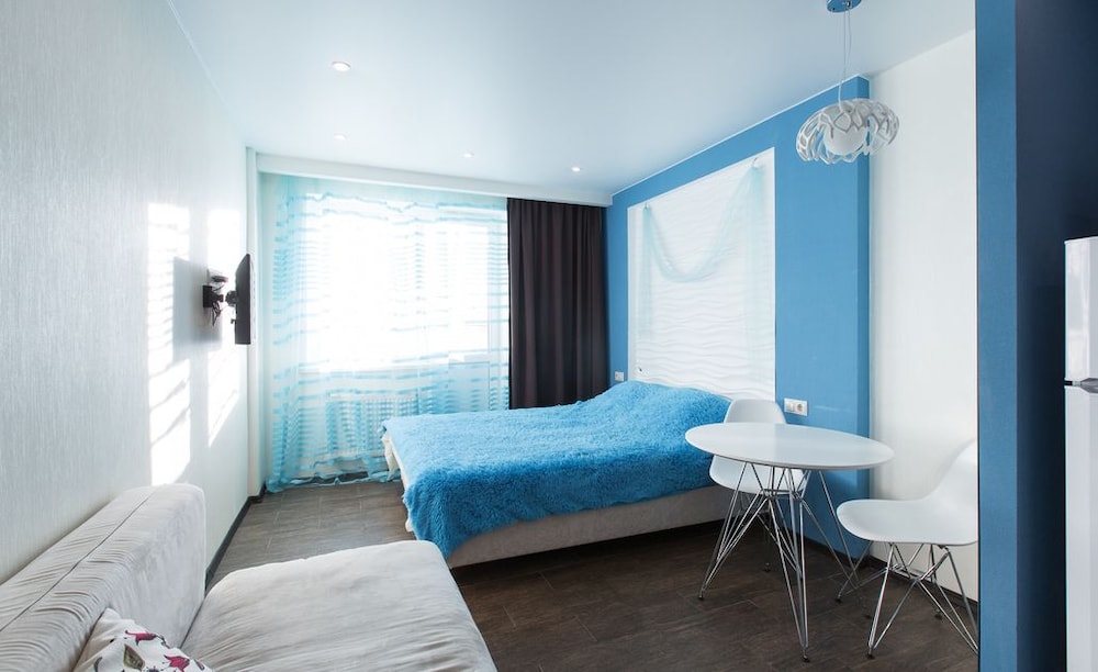 Honeymoon Apartment, Kitchen, Park View