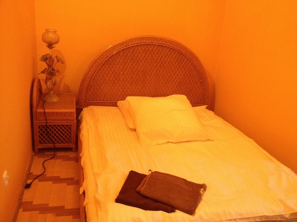 Traditional Double Room, 1 Double Bed, Private Bathroom, Garden View photo 2