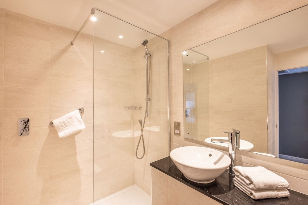 Premium Room - Photo 8