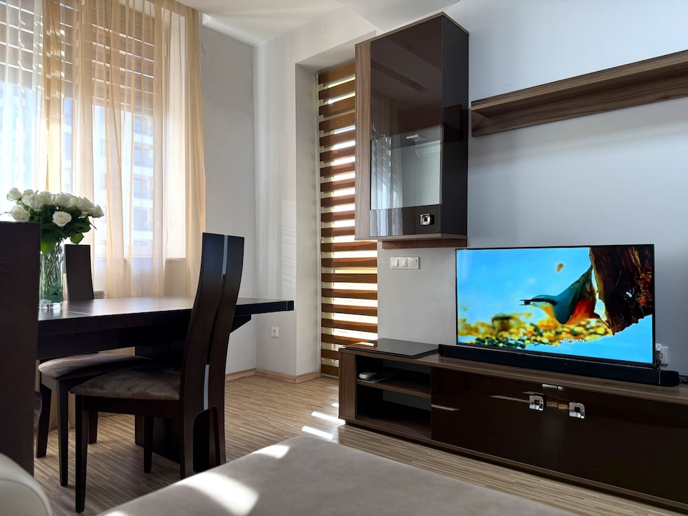 Family Apartment, 2 Bedrooms, Balcony, Courtyard View