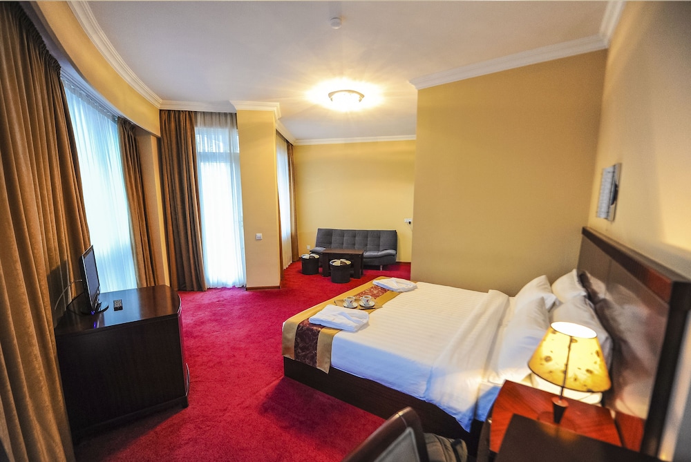 Superior Double or Twin Room photo 2
