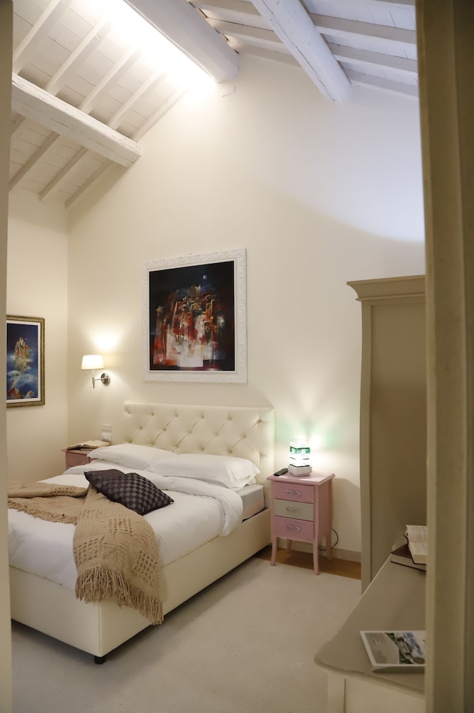 Superior Suite photo 2