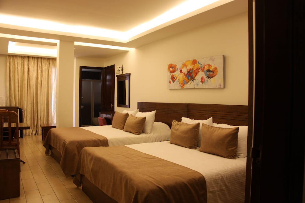 Luxury Double or Twin Room photo 1