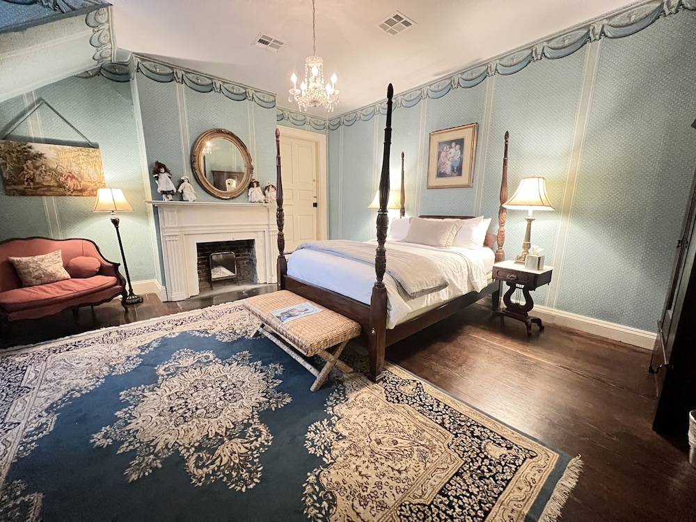The Fannie Williams Room photo 1