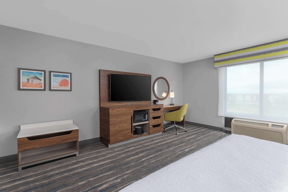 Room, 1 King Bed, Accessible, Non Smoking - Photo 2