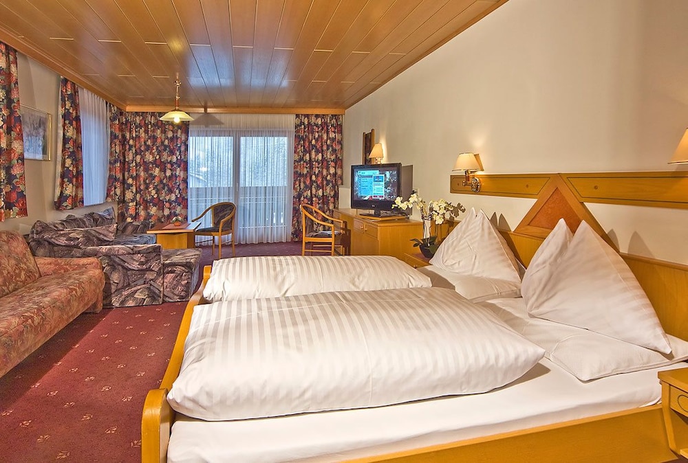 Family Suite, Balcony (2 Adults, 2 Children)