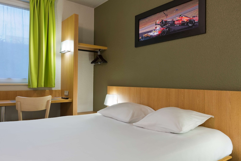 Standard Room, 1 Double Bed photo 3