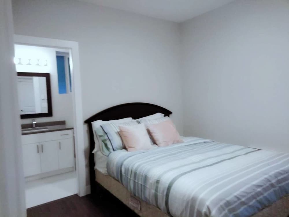 House (3 Bedrooms)