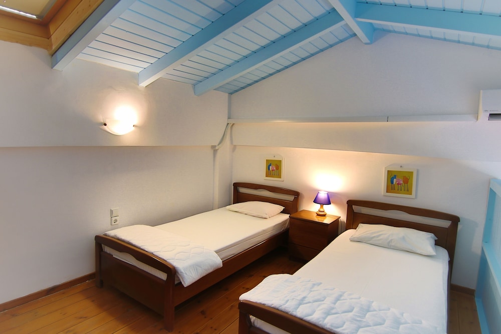 Family Duplex photo 1