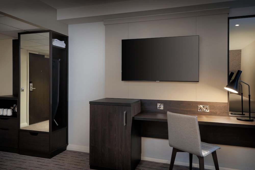 Executive Room, 1 Queen Bed