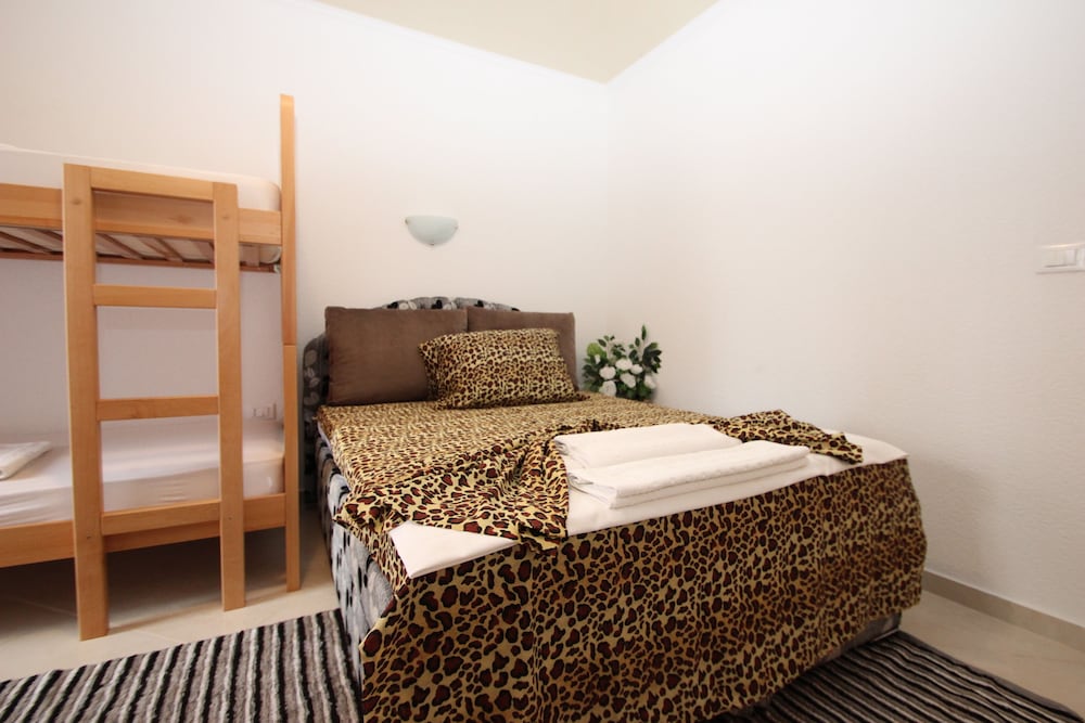 Classic Quadruple Room